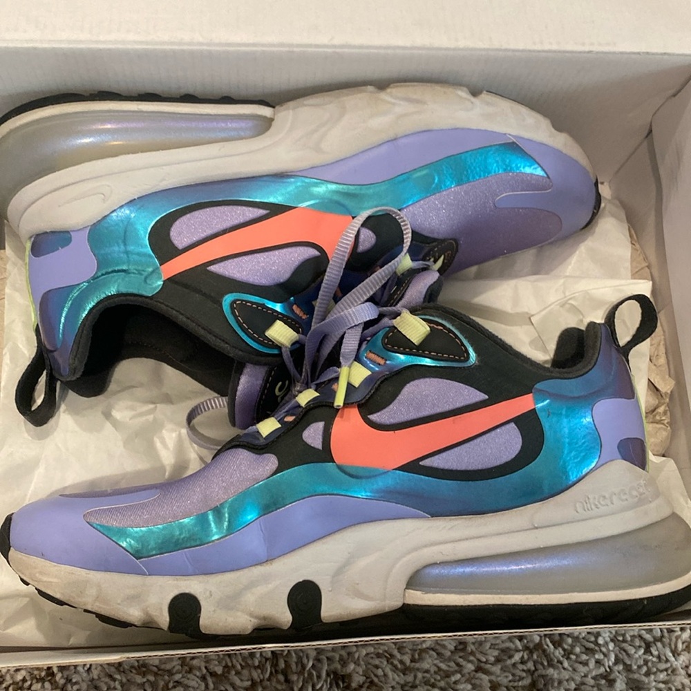 Nike Women’s Air Max 270 React